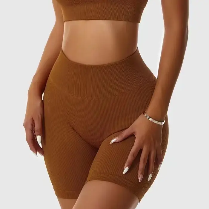 Short de sport tricoté sans couture