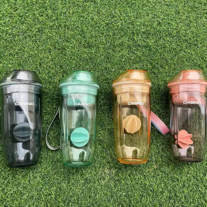 Bouteille Shaker avec Boule en Plastique Sans BPA