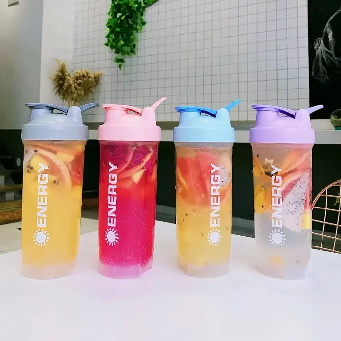 Shaker de sport portable avec balance