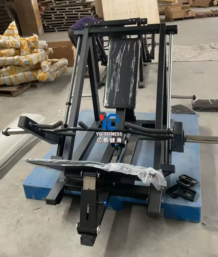 Machine de musculation inclinée à charge libre pour presse à banc