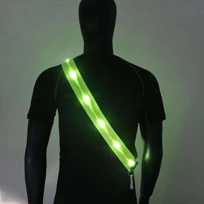 LED ceinture de course réfléchissante Rechargeable cyclisme LED bretelles sécurité nocturne randonnée en plein air Jogging marche équipement léger