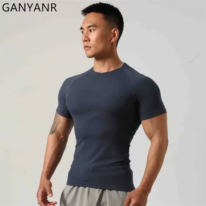 GANYANR hommes course T-shirt vêtements de sport à manches courtes