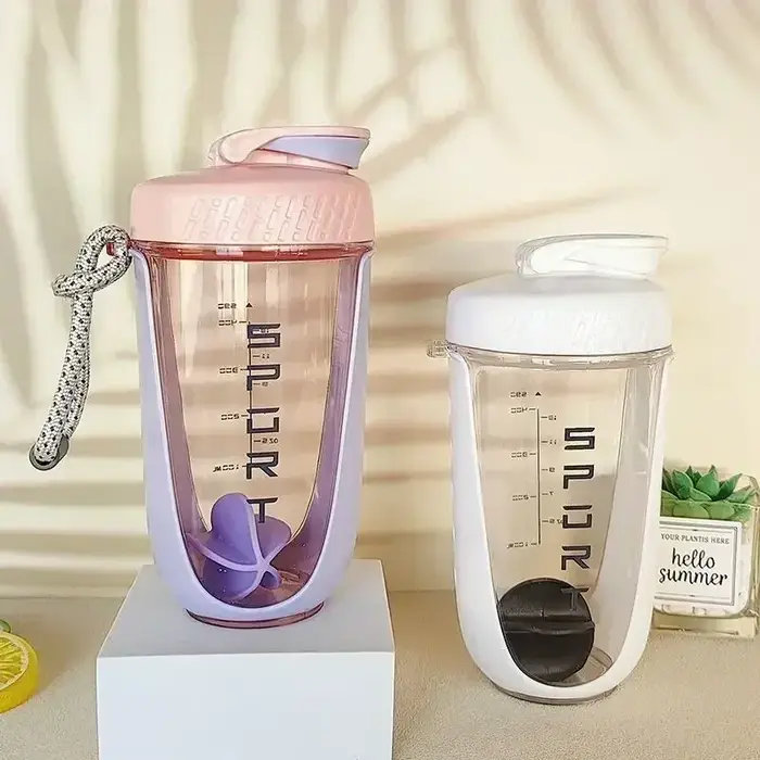 Bouteille Shaker pour mélangeur de 590ML