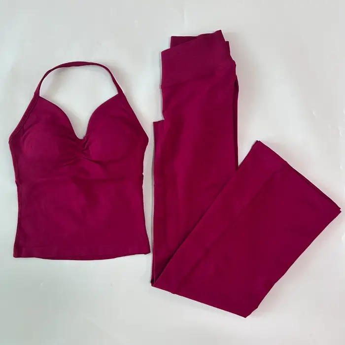 Ensembles de sport deux pièces pour femmes : débardeurs et leggings évasés
