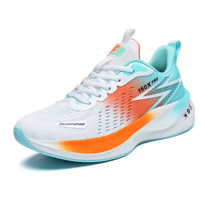 Chaussures de course spécialisées Marathon Hommes Sports Respirantes Légères Planche en carbone Femmes Confortables Athlétiques Antidérapantes