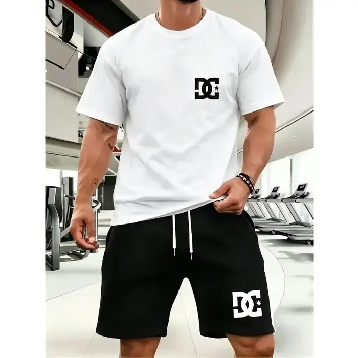 Nouvel ensemble de vêtements de sport d'été pour hommes, t-shirt à manches courtes et short, ensemble deux pièces, respirant et à séchage rapide, vêtements décontractés.
