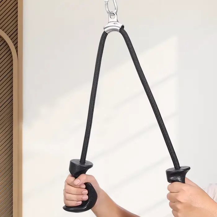 Corde de triceps avec poignées ergonomiques
