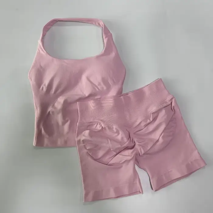Ensemble de sport 2 pièces sans logo pour femme : haut dos nu à licou et short taille haute sans couture
